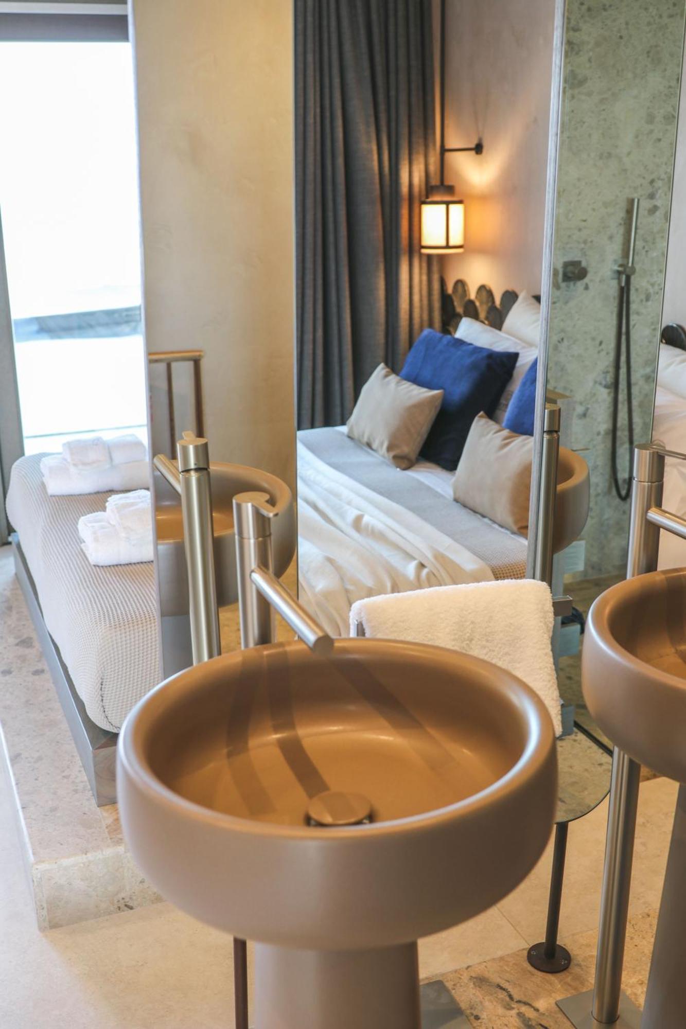 Naxos Rhyton Hotel Naxos City Exterior foto