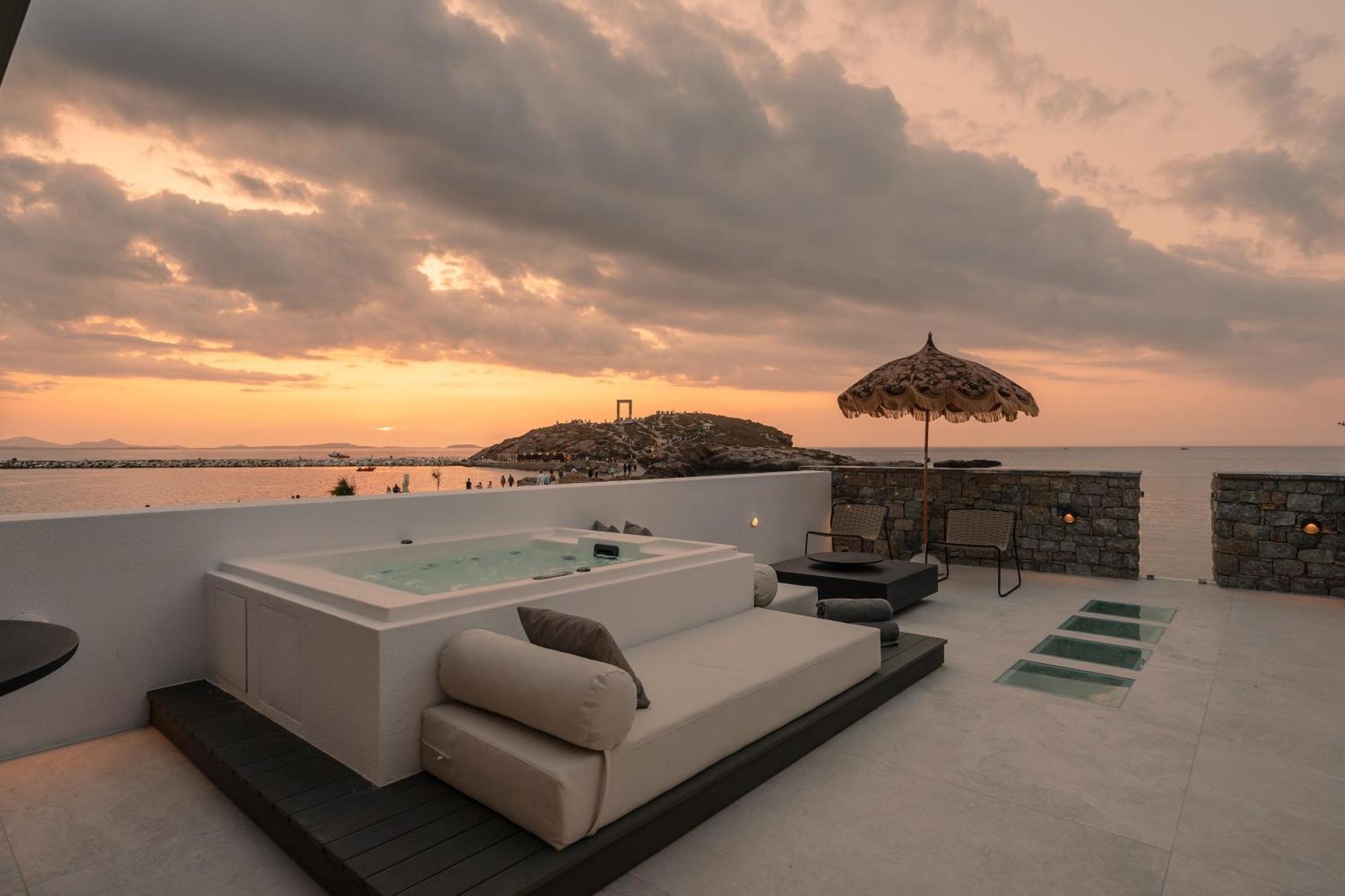 Naxos Rhyton Hotel Naxos City Exterior foto
